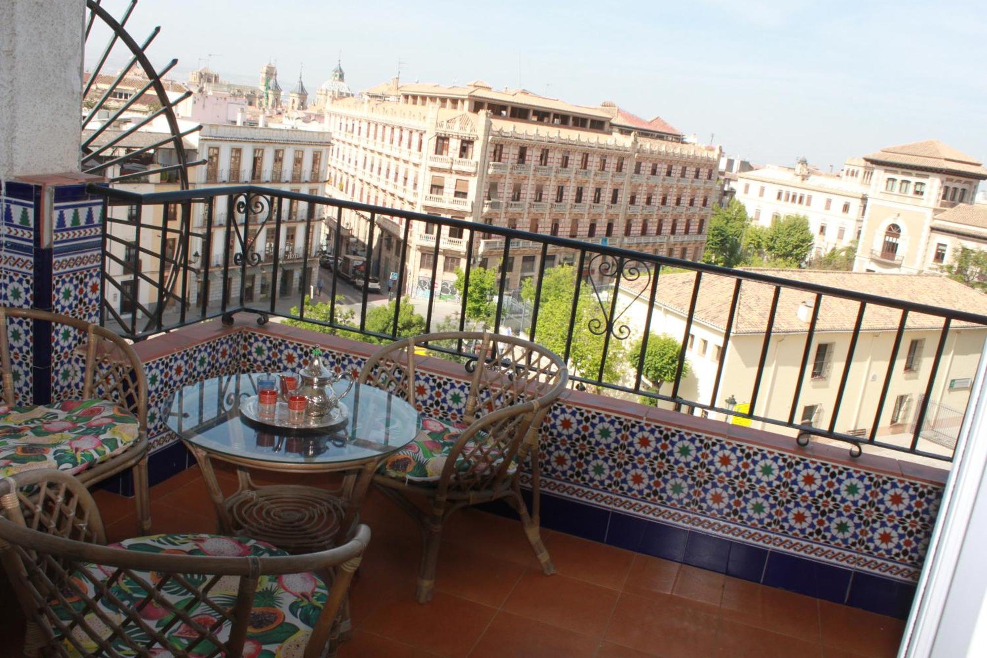 Piso Cuesta De Alhacaba Albaicin Bajo Apartment Granada Luaran gambar
